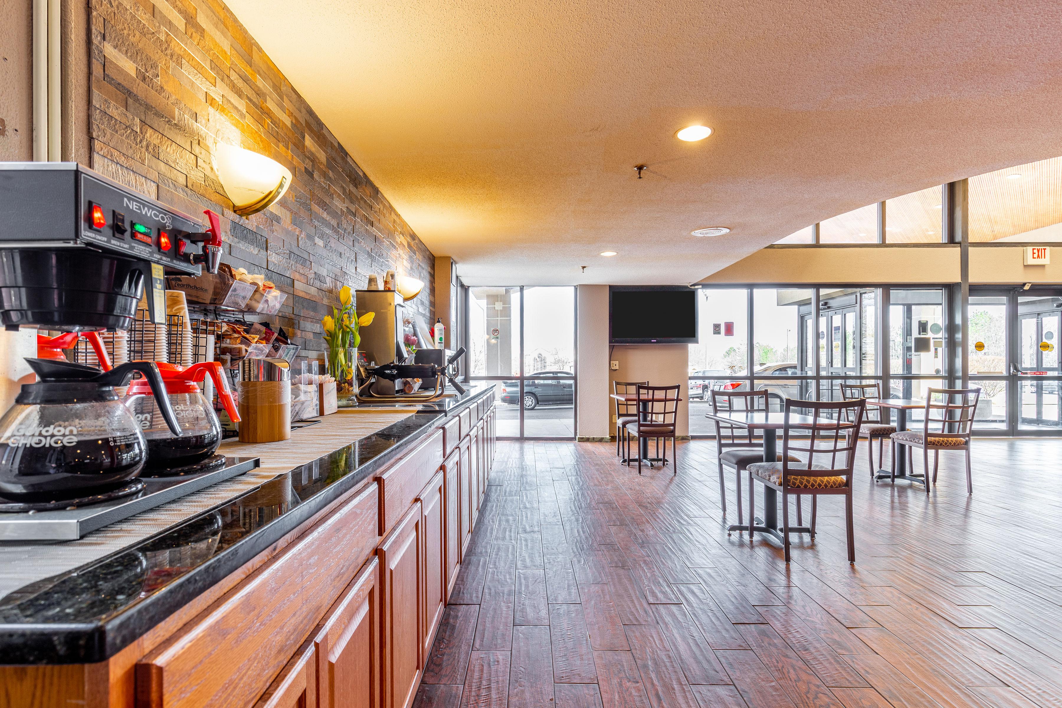 Ramada By Wyndham Columbus North Hotel Westerville Bagian luar foto