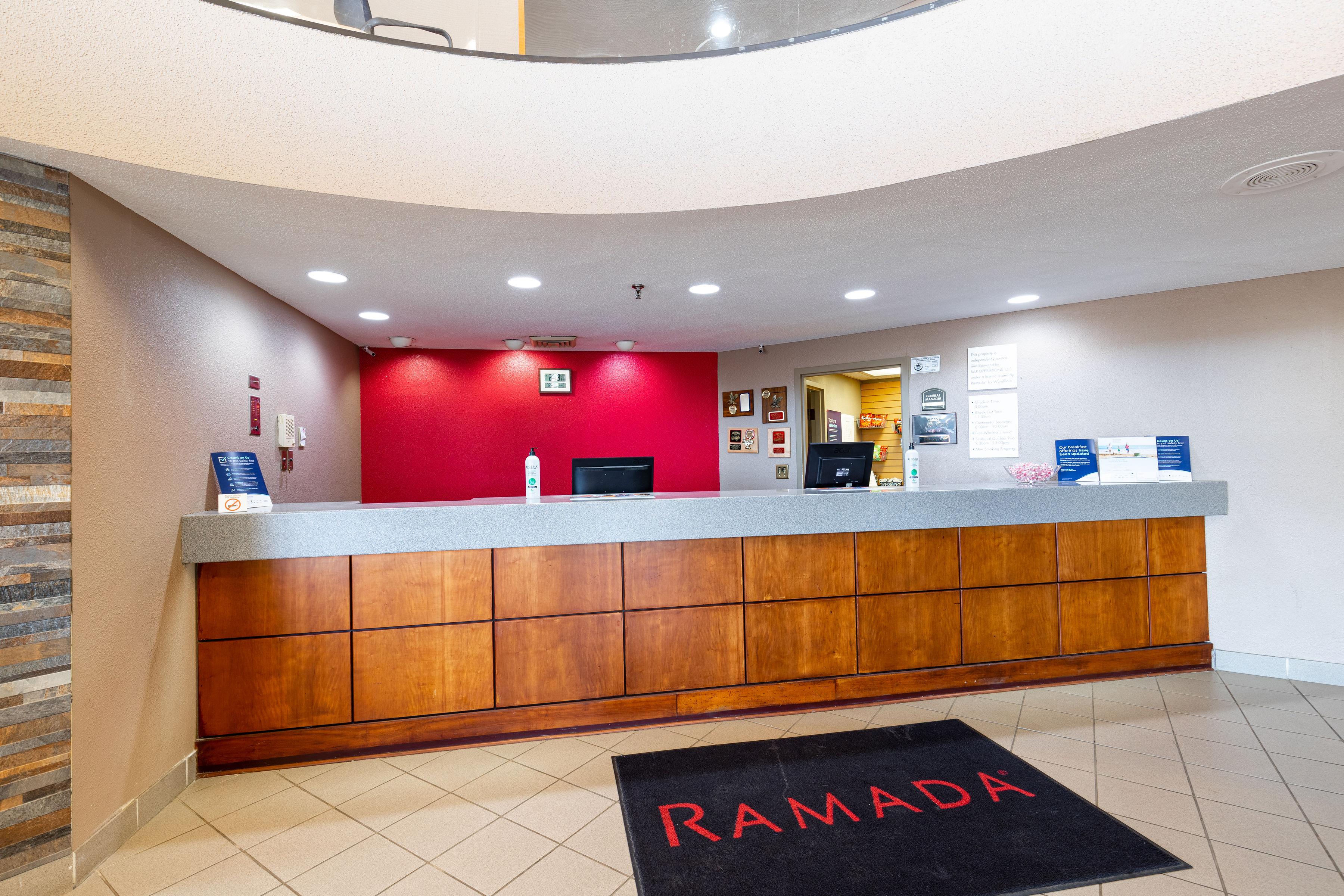 Ramada By Wyndham Columbus North Hotel Westerville Bagian luar foto